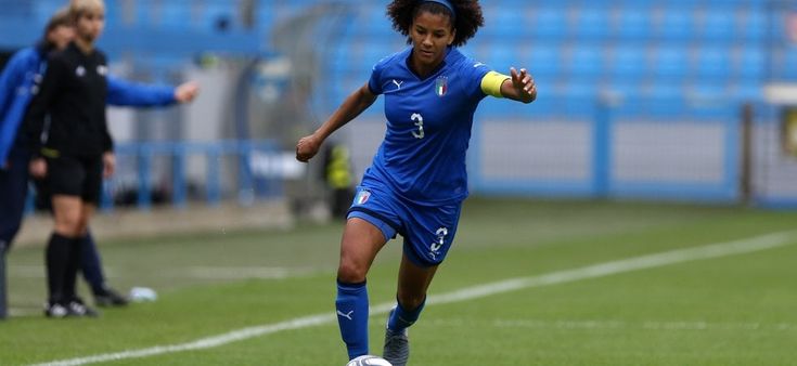 Mondiale calcio femminile: Sara Gama, il capitano che lotta per i diritti delle donne