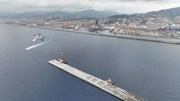 Diga del porto di Genova, oltre il chilometro e 1,6 miliardi di costi, ma il fine lavori è incerto