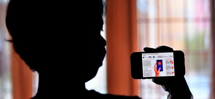 La battaglia segreta sull'app Immuni che ritarda la Fase 2