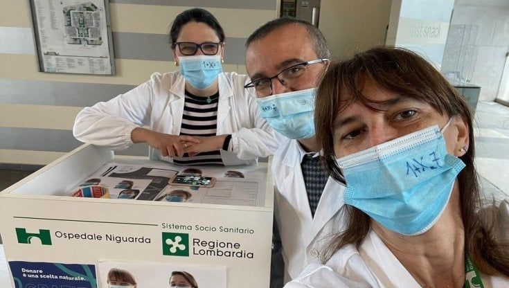 Giornata donazione organi, la campagna social del Niguarda: medici e infermieri con la formula 1+x=7 sulle mascherine