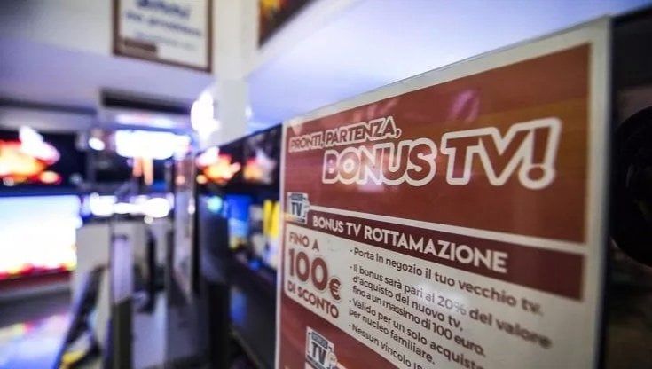 Nuovo digitale terrestre, dal 20 ottobre lo switch per 15 canali. Come verificare se serve un nuovo televisore