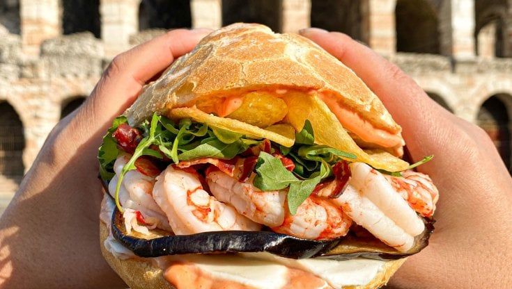 Pescaria da Polignano a Trento: il colosso del panino con il pesce si allarga al Nord dopo Verona