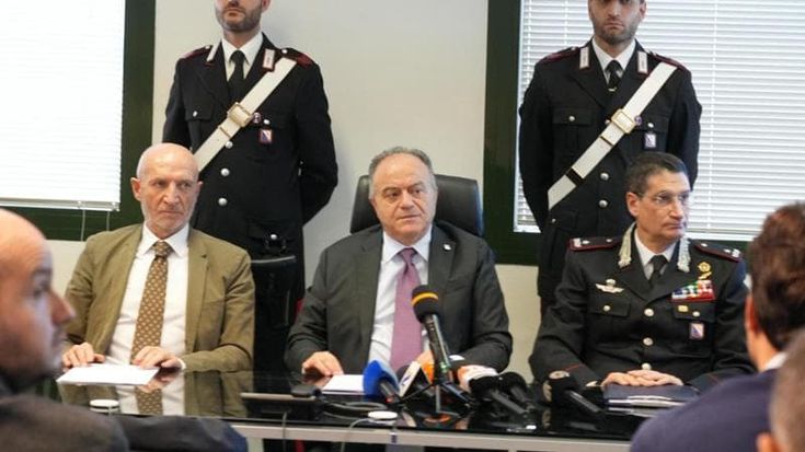 Inchiesta sul clan Licciardi, la truffa degli hacker di camorra: bollette della luce gonfiate online