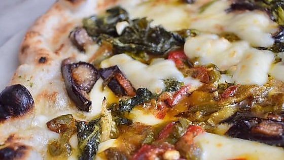 Bella Napoli, la pizzeria di provincia dove l'attenzione al passato è avanguardia
