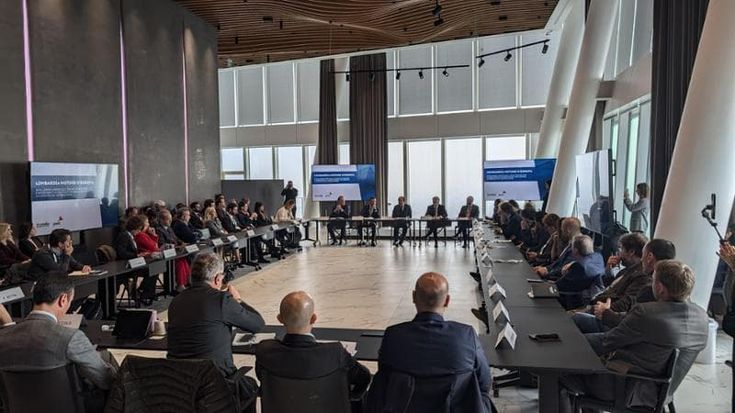 PwC Italia: tavolo di lavoro su AI e innovazione con istituzioni e imprese