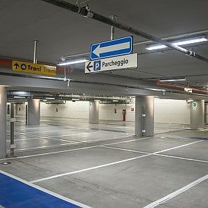 Bologna, si allarga il parcheggio della Stazione