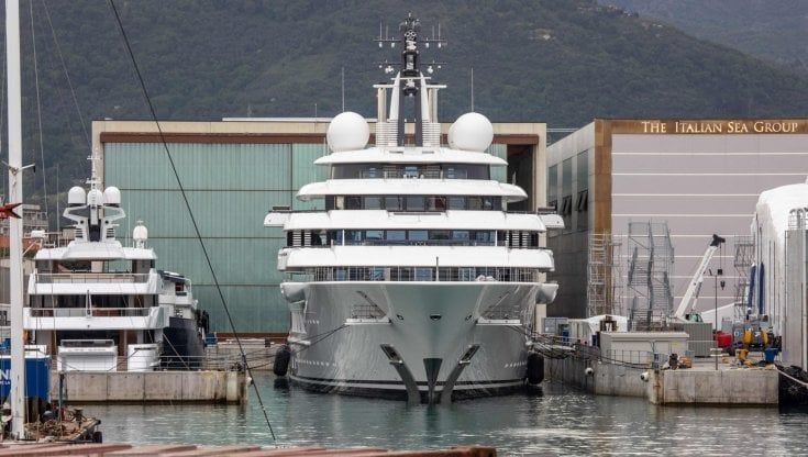 Ville e yacht sequestrati agli oligarchi, l'Italia spenderà 14 milioni per la manutenzione. Ma poi potrà venderli