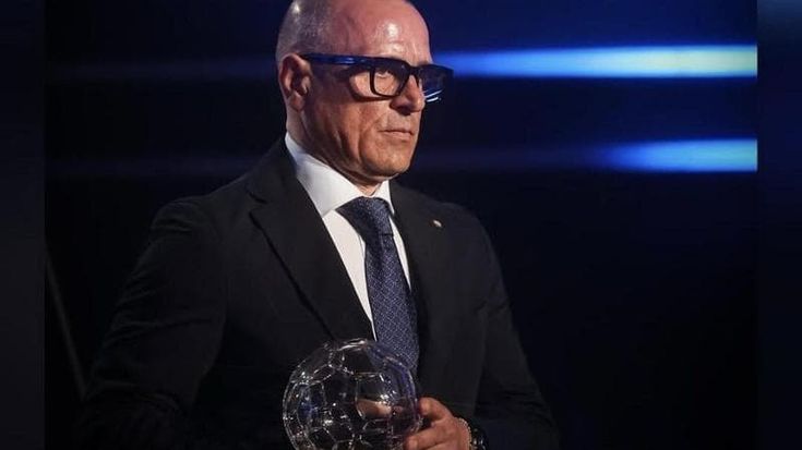 Calzona: “La mia Slovacchia vicina a un’impresa storica. Tifo Italia, non può fallire”