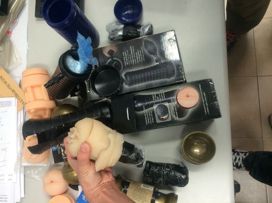 Malpensa, la cocaina viaggiava nascosta nei sex toys