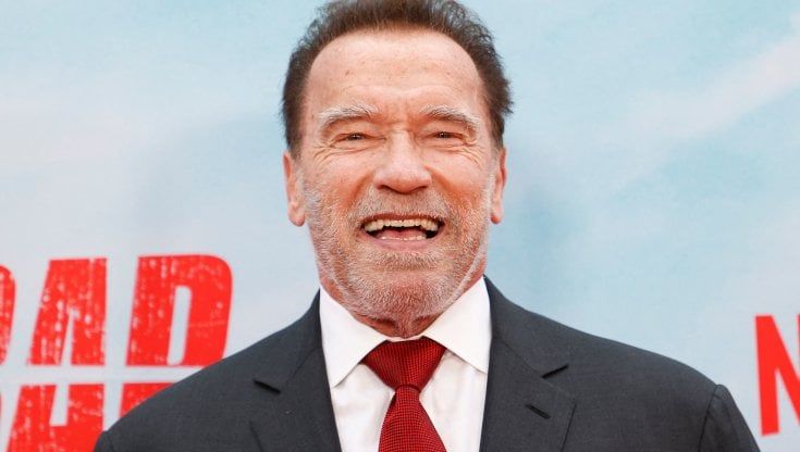 Arnold Schwarzenegger, parole d’affetto per Bruce Willis. "Gli eroi d'azione non vanno mai in pensione"
