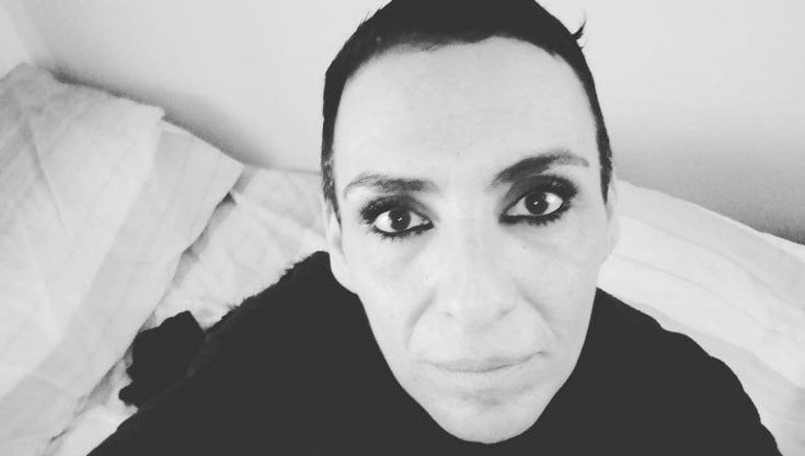 "Sbatteva i denti, non mangiava e distorceva le ossa". L'incredibile racconto dell'occultista delle sedute spiritiche in cui sono morte Luana Costantini e la madre 
