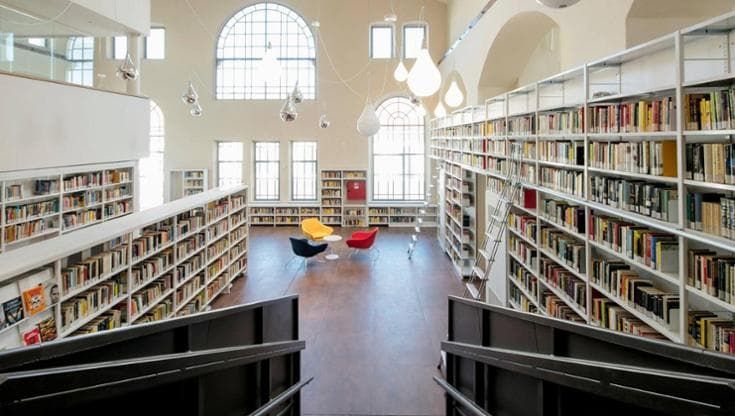 La Spezia, libro di Putin sarà presentato nella biblioteca comunale, esplode la polemica