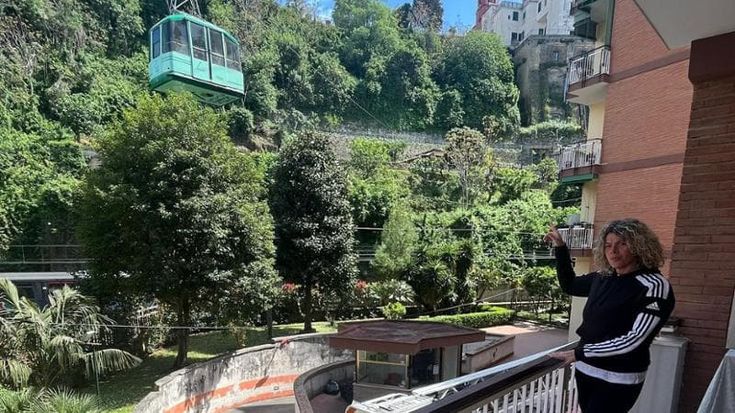 Funivia Faito: “Quella cabina sospesa come il relitto della Concordia”. Analisi sulla “scatola nera”