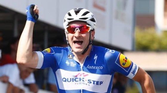 Ciclismo, campionati Italiani: Viviani non si ferma più, la maglia tricolore è sua