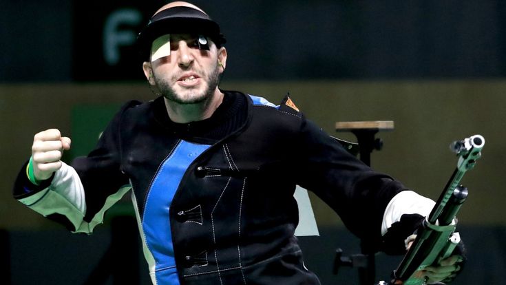 Niccolò Campriani:  “Gli atleti hanno un ruolo: dare coraggio alla società”