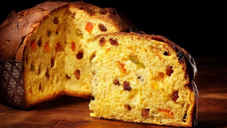 Giornalista inglese  dopo una degustazione attacca il panettone: "Sopravvalutato e pesante". Ma forse non sa cosa degustare