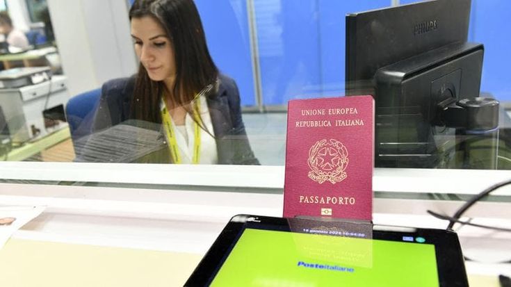 Passaporto alle Poste: l’opzione in Piemonte. Si parte da Novara, presto a Torino