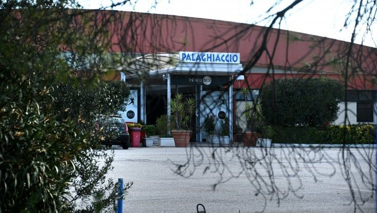 "Mi ha dato quelle gocce, poi ha iniziato a toccarmi ansimando": il racconto dell'orrore della studentessa stuprata dal soccorritore in ambulanza