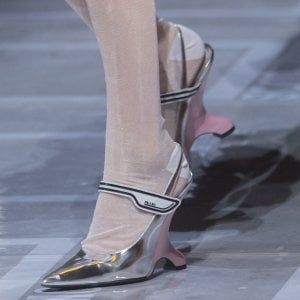 Prada, salgono i ricavi ma scendono utili e dividendo