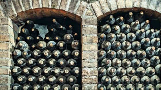 Caro Barolo, come invecchi bene: vale la pena aspettarti per anni