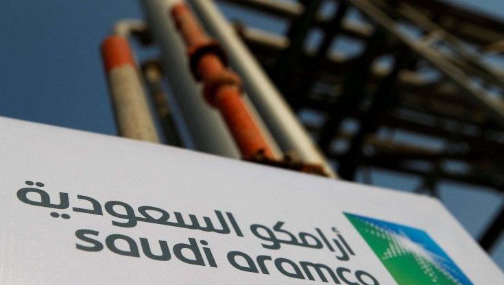 Petrolio: l'Opec+ verso un maxi taglio alla produzione, volano i prezzi sui mercati