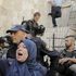 Gerusalemme, ancora scontri sulla spianata. Palestinesi barricati nella moschea di Al Aqsa