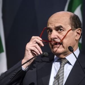Azzolini, la linea neogarantista dem. Bersani: "Libertà di coscienza ovvia, ma lo si dica"