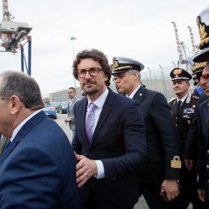 Gioia Tauro, accordo sul porto: Msc avrà il controllo totale. Ma resta l'incognita su 500 esuberi