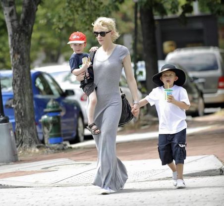 Cate Blanchett e il marito hanno adottato una bambina