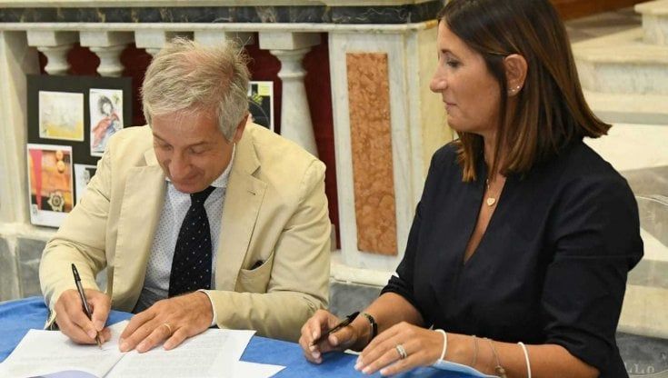 "I sindaci adottino uno studente straniero in ogni città": l'idea del rettore per rendere internazionale l'UniSalento