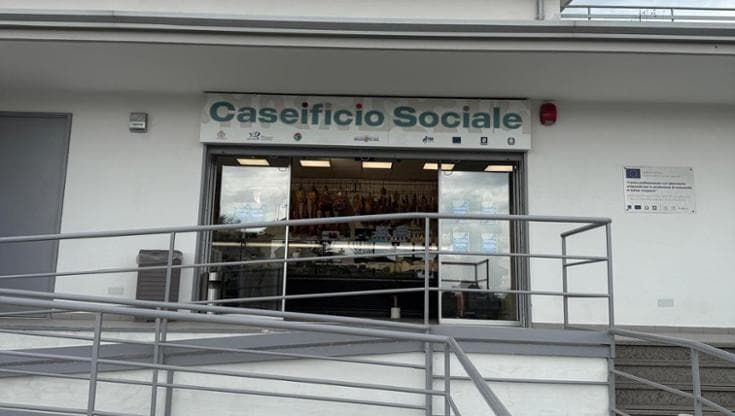 Casapesenna, furto nel Caseificio Sociale nato da un bene confiscato alla camorra