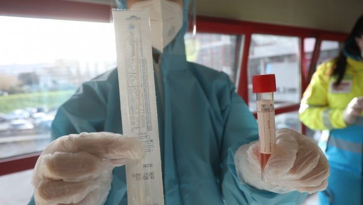 Coronavirus, continua l'aumento dei ricoveri in regione