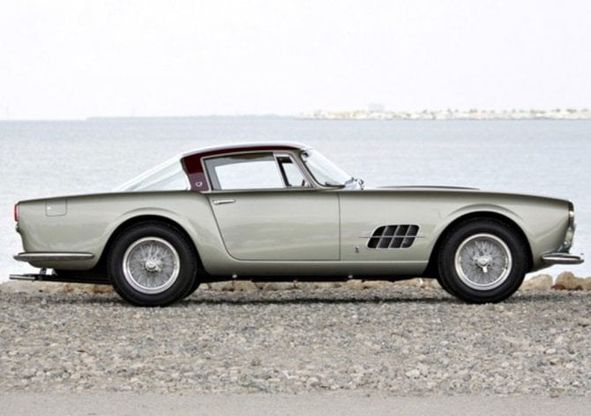 Livrea #19, ispirata alla Ferrari 410 SuperAmerica Pinin Farina Coupé del 1956