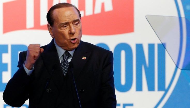 Berlusconi alla convention di Forza Italia: "Deluso da Putin. A Bucha crimini di guerra. Spetta a Mosca far tacere le armi"