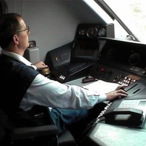 Treni, firmato il contratto di servizio tra Regione Toscana e Trenitalia