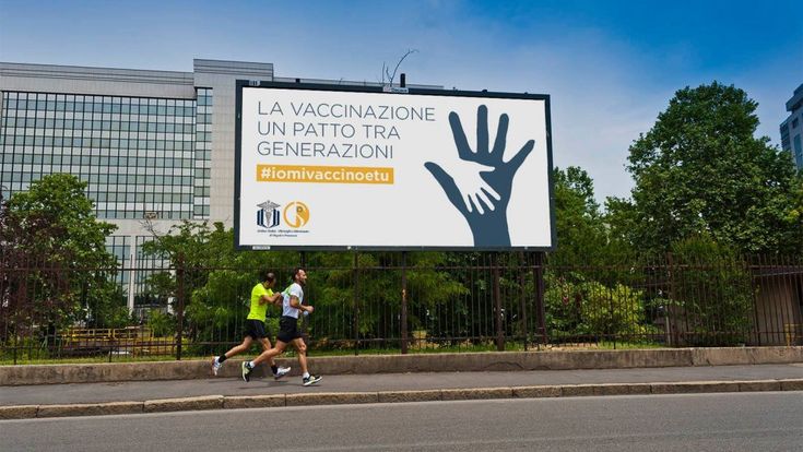 Fobia vaccinazioni, a Napoli cento manifesti per vincere le paure