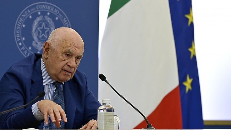 Il bavaglio di Nordio: “Vietato pubblicare le intercettazioni se non sono agli atti”