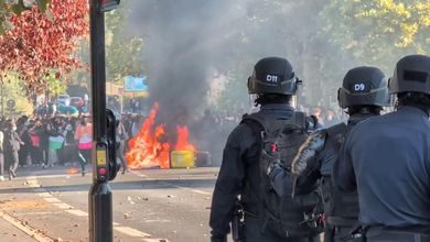 Francia, nuovi scontri tra polizia e studenti: violenti tafferugli alle porte di Parigi