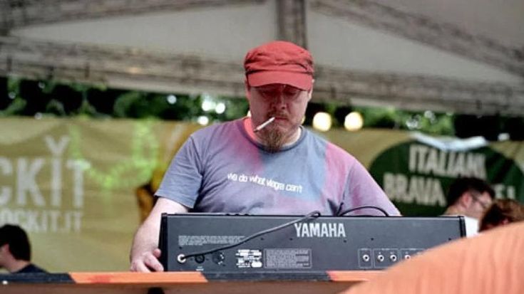 Addio a Ugo Mazzia, storico manager dei gruppi indie rock italiani