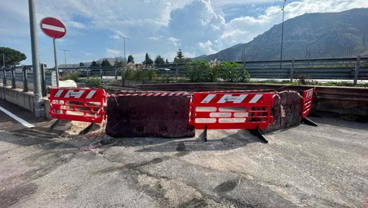 Liberato dai rifiuti lo svincolo di Brancaccio
