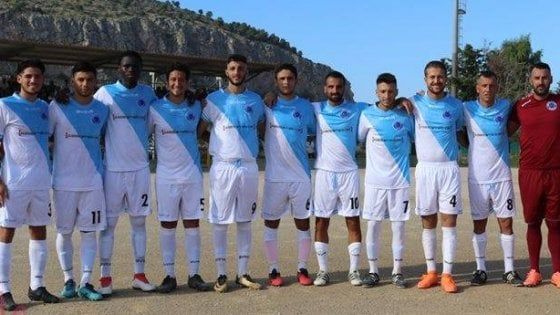 Agrigento, insulti razzisti dell'arbitro contro un calciatore del Gambia. Indaga la Digos