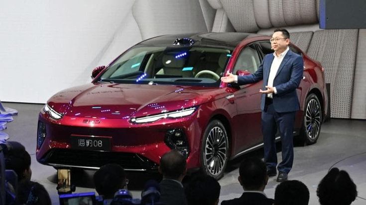 Byd, utili crollano nel trimestre gli occhi della Cina sull’Europa