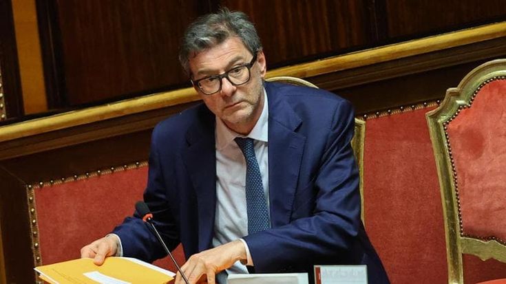 L’allarme di Giorgetti: “Stop al Patto di stabilità, stime del Pil da rivedere”