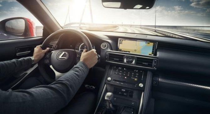 Lexus IS