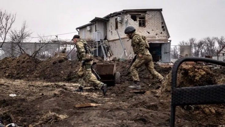 Il Donbass in fiamme: “Entro due settimane qui si decide la guerra”