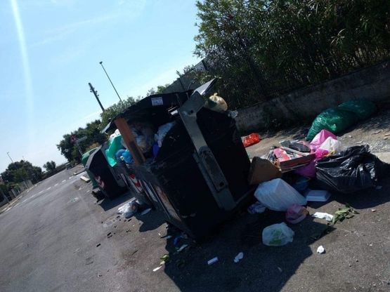Roma, a Malafede il  "porta a porta" non funziona. A Bagnoletto "urge manutenzione canale" 