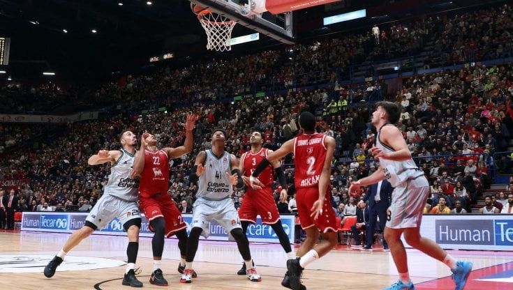 Eurolega, l'Olimpia Milano batte Valencia: terzo successo consecutivo