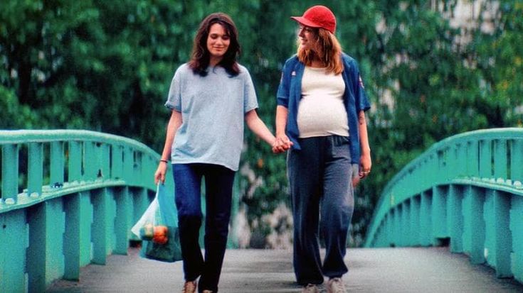 “Love Letters”, due ragazze e una bambina