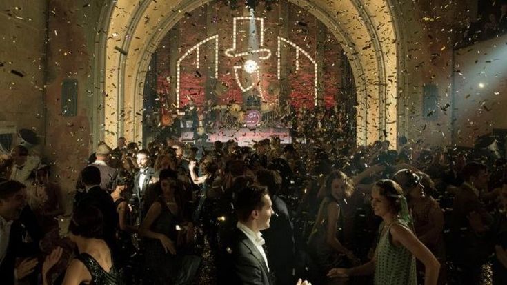 'Babylon Berlin' debutta su Sky: segreti e follie nella Germania degli anni Venti