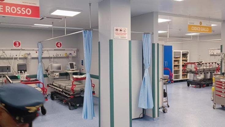 Fico riapre il pronto soccorso chiuso da De Luca: a Boscotrecase ritorna il reparto di emergenza